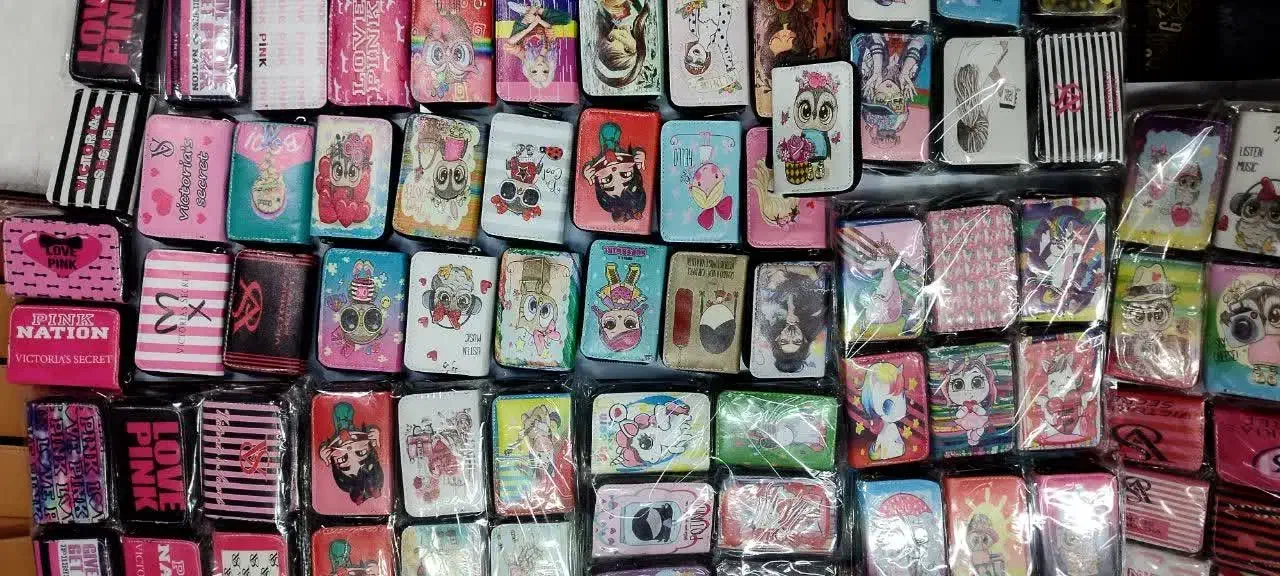 جاکارتی تکی و عمده|کیف، کفش، کمربند|پاکدشت, پاکدشت (مامازند)|دیوار