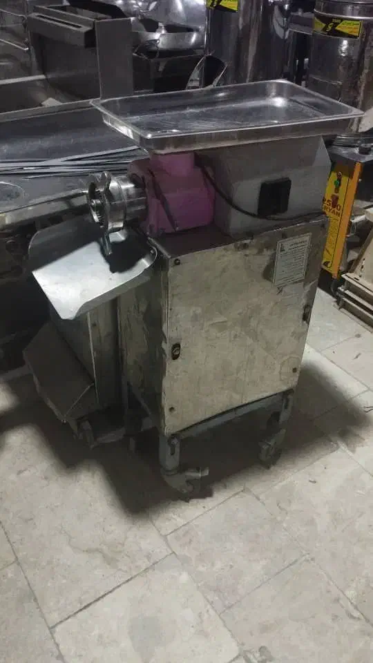 چرخ گوشت صنعتی|فروشگاه و مغازه|حمیدیا, |دیوار