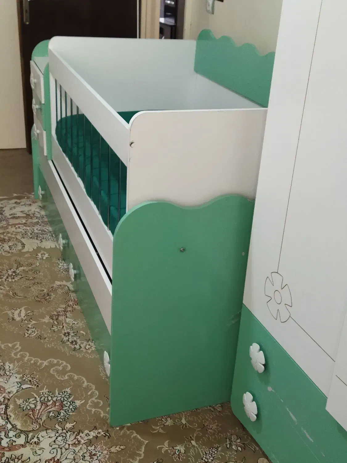 تخت و کمد کودک و نوجوان گهواره شو|تخت و صندلی بچه|پرند, فاز ۶|دیوار