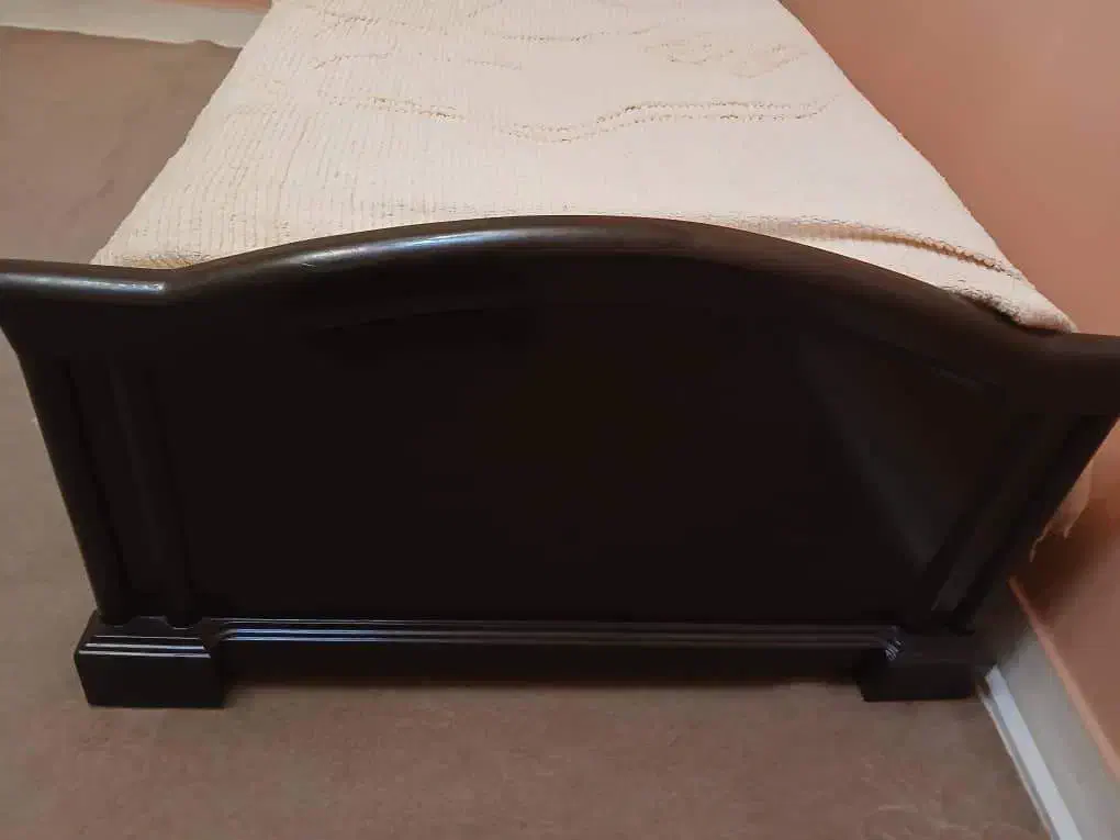 تخت خواب تک نفره چوبی|تخت و سرویس خواب|تبریز, |دیوار