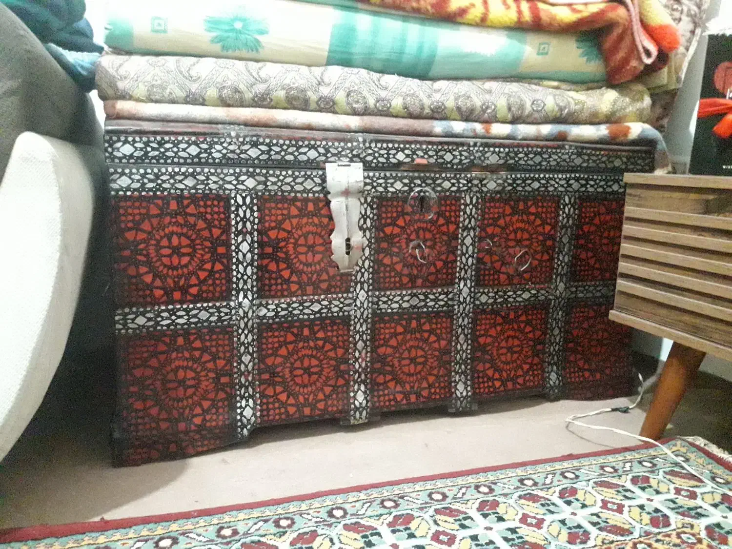 صندوقچه قدیمی|صنایع دستی و سایر لوازم تزئینی|گرگان, |دیوار