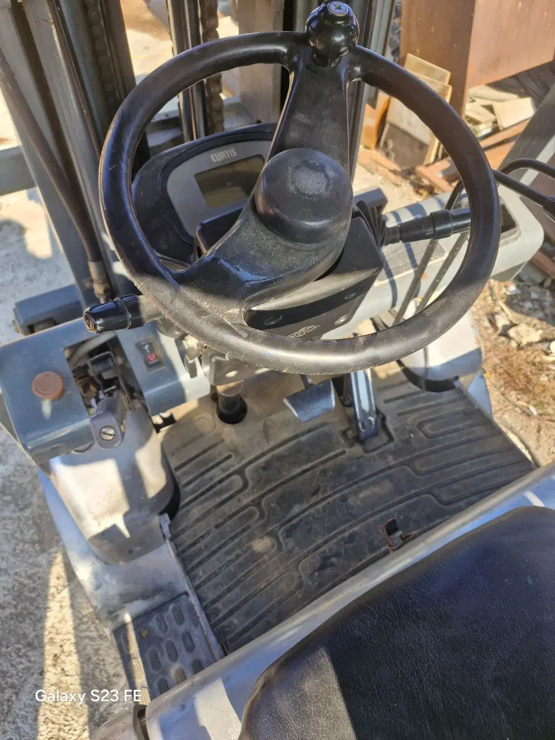 لیفتراک برقی|ماشین‌آلات صنعتی|باقرشهر, |دیوار