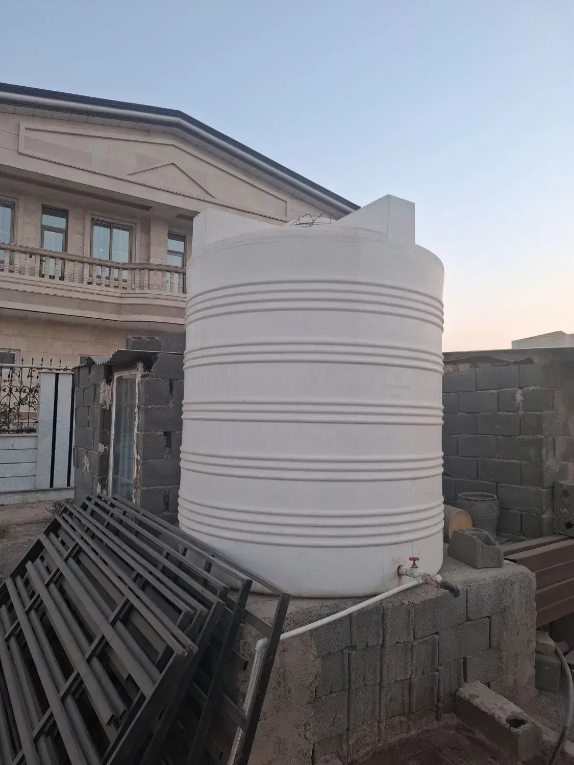 تانکر آب ۴۰۰۰ لیتری|مصالح و تجهیزات ساختمان|رباطکریم, پرندک|دیوار