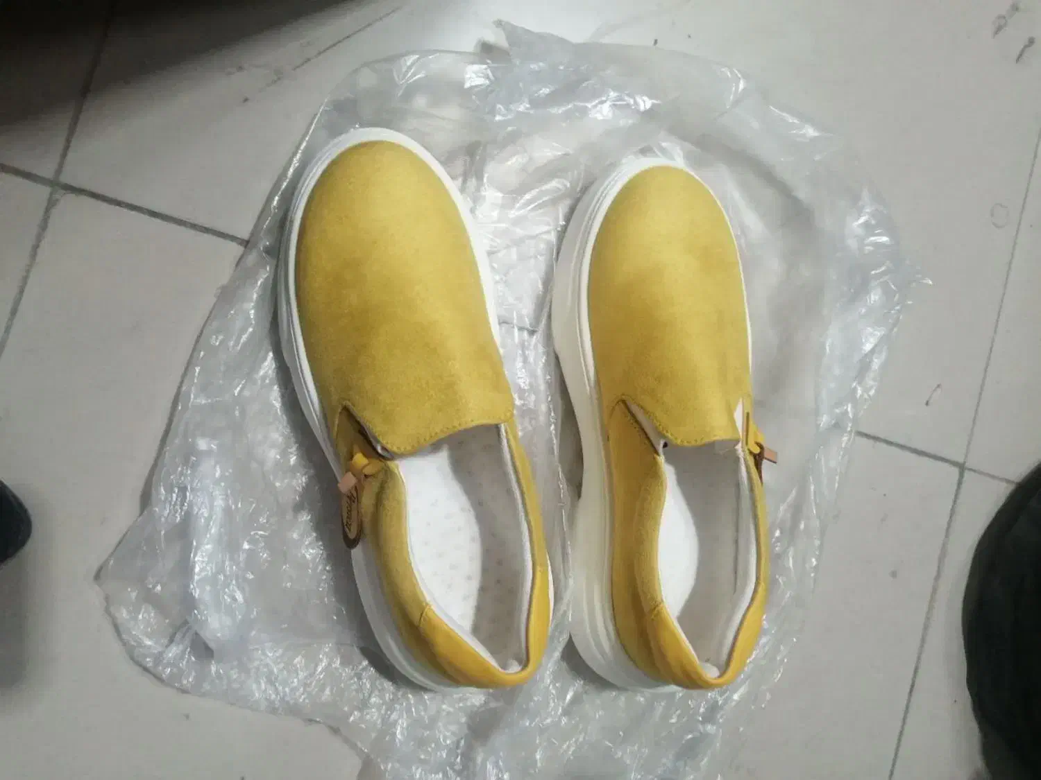 کفش زنانه|کیف، کفش، کمربند|فولادشهر, C4|دیوار