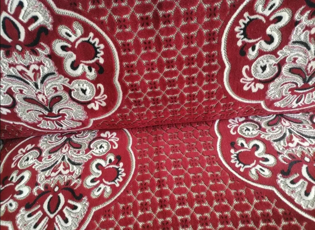 یک جفت پشتی|پشتی|اسفراین, |دیوار