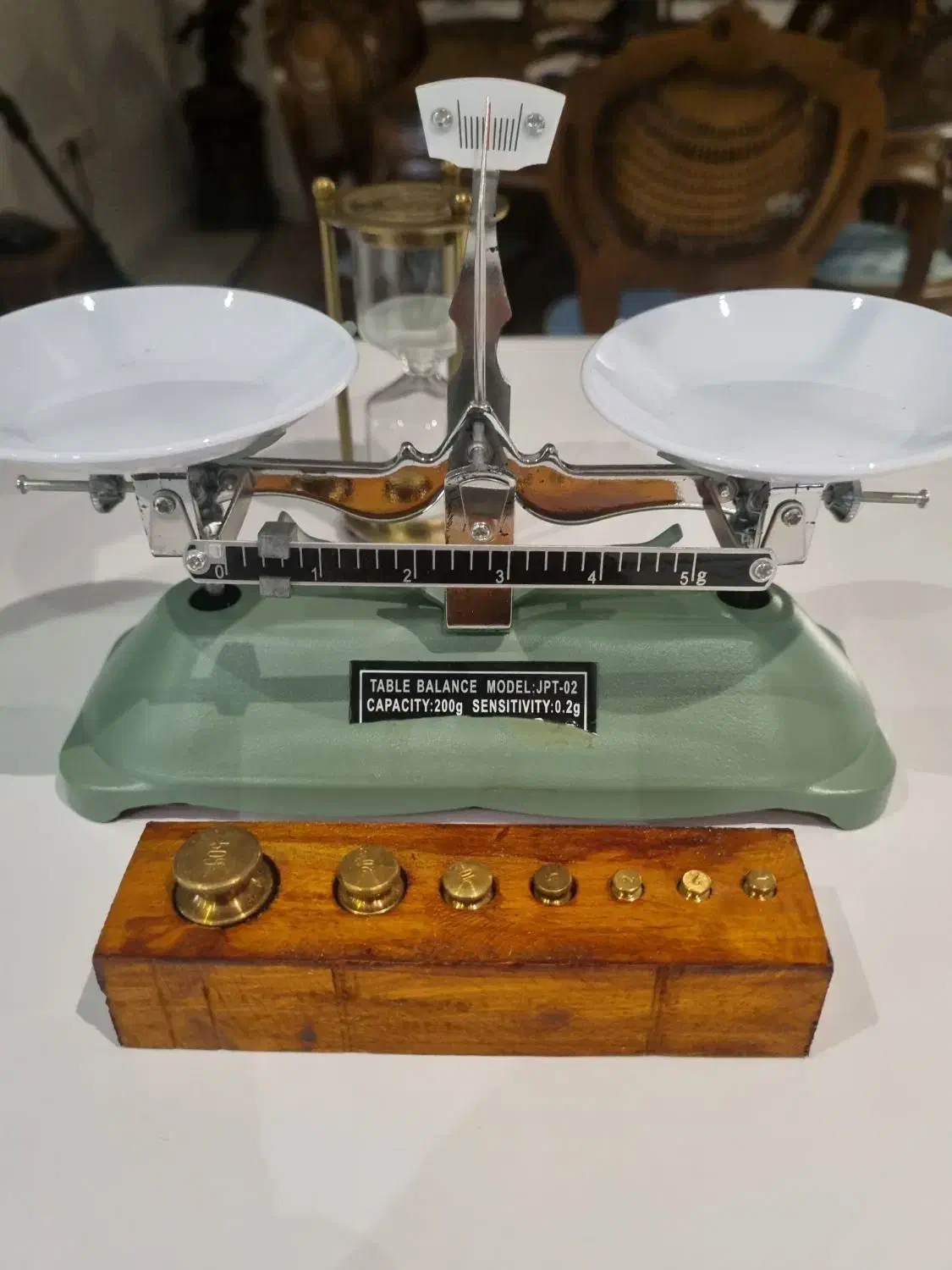 ترازو زرگری قدیمی سنگ برنجی وزنه طلا انتیک کفه ای|کلکسیون اشیاء عتیقه|تهران, پاسداران|دیوار