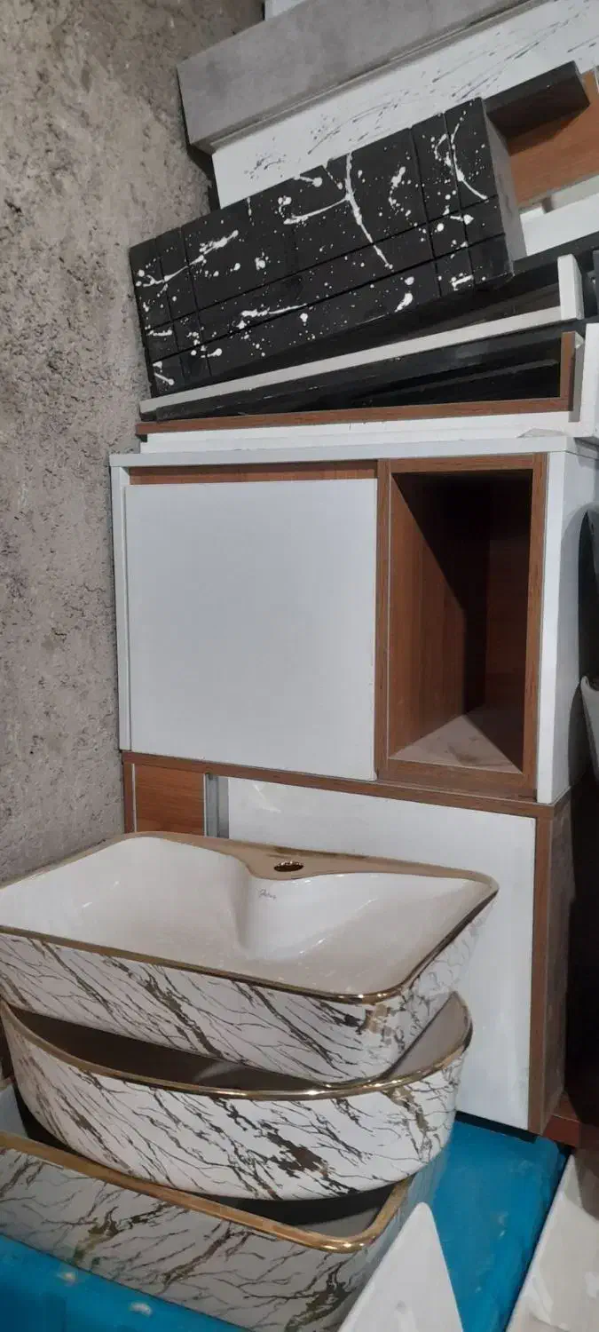 روشوی و سنگ روشوی|لوازم سرویس بهداشتی|چهارباغ, |دیوار