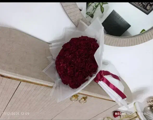 گل پروانه ای و ربانی|گل مصنوعی|کوهدشت, |دیوار