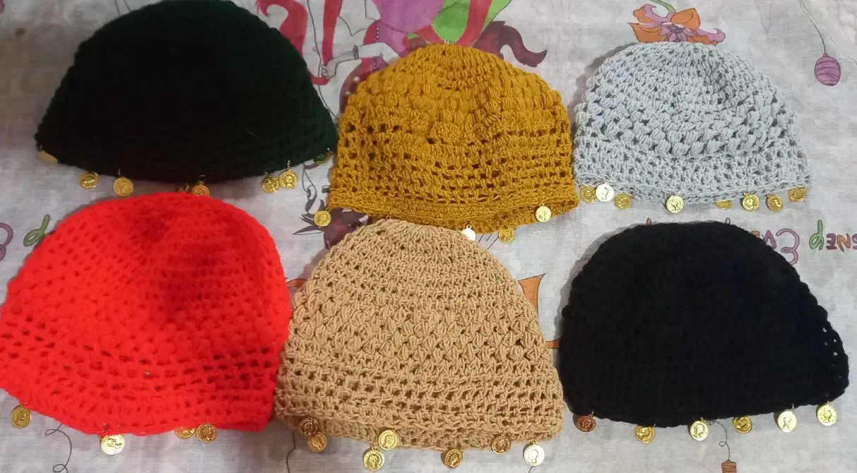 کلاه چهار فصل|لباس|شیراز, شیخ علی چوپان|دیوار