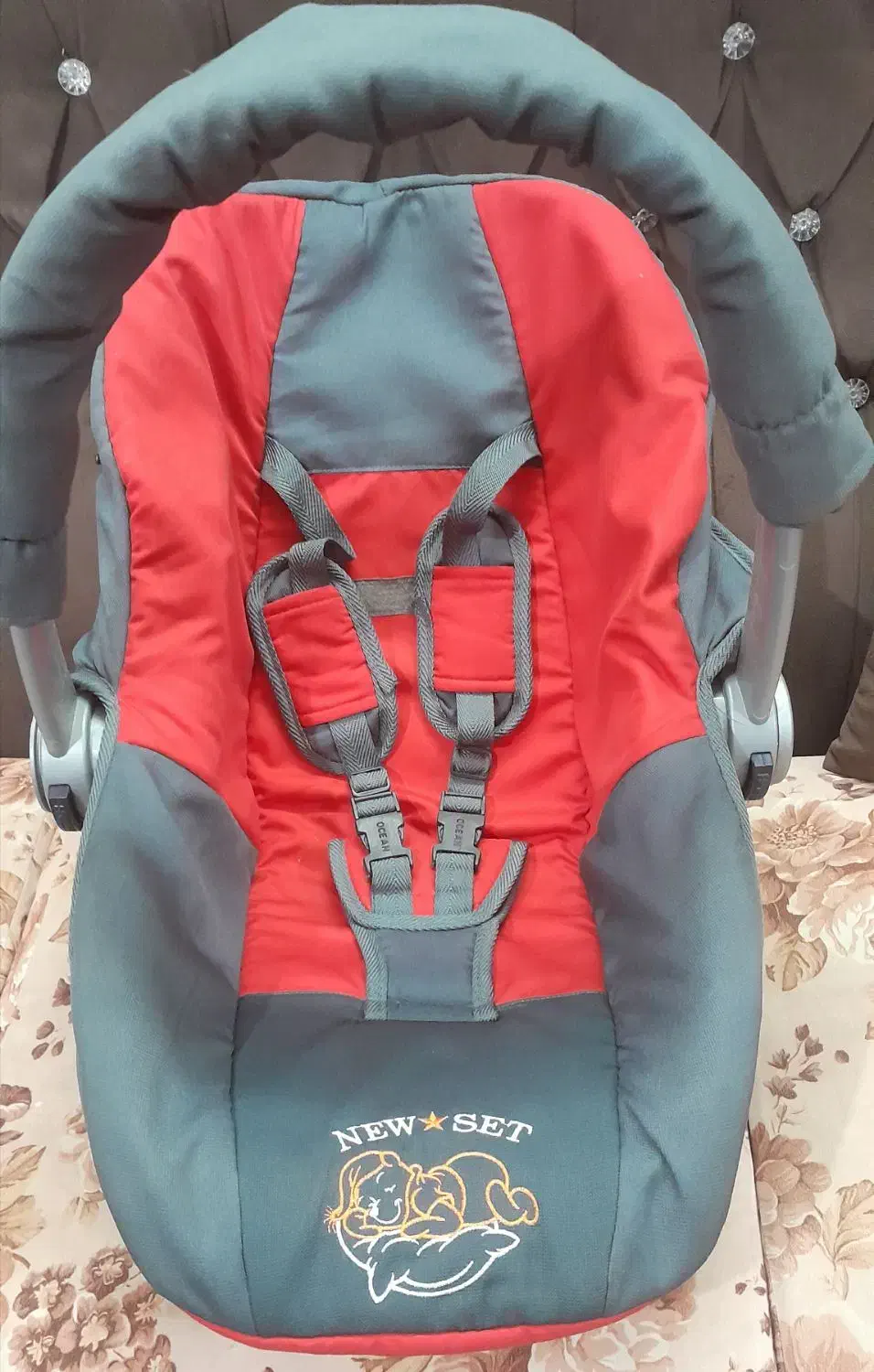 کریر، تاب، موزیکال و رختخواب نوزاد|کالسکه و لوازم جانبی|اراک, |دیوار