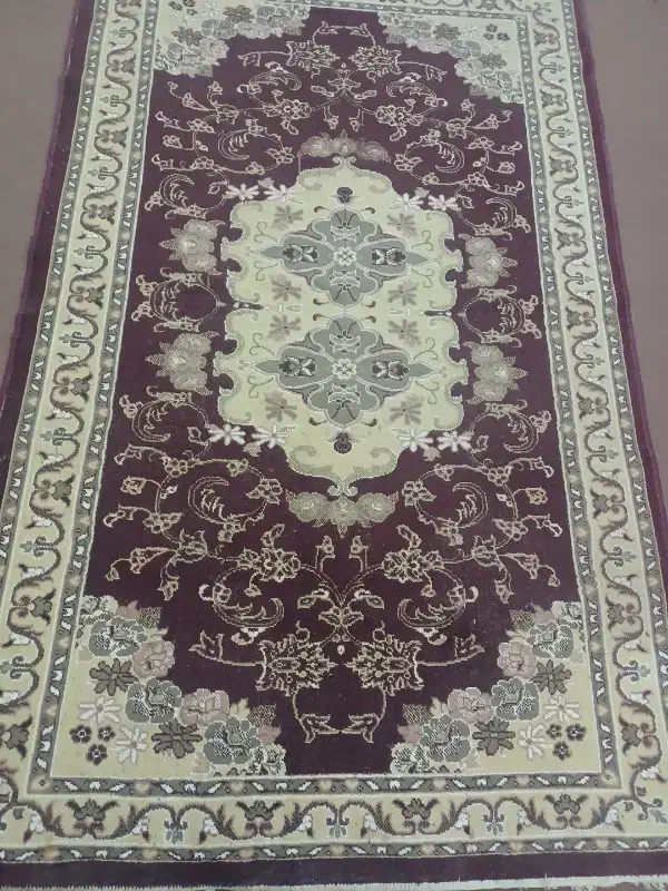 فرش۱/۴۵در۲/۳۵|فرش|نیشابور, مدرس|دیوار