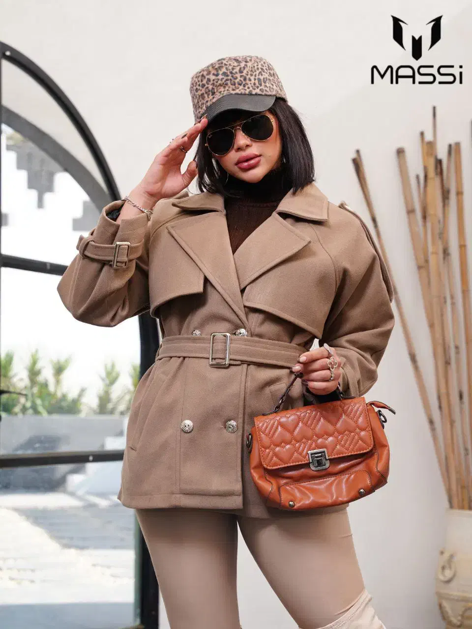 فروشنده خانم  پوشاک زنانه پاساژ پارسیان بازار|استخدام بازاریابی و فروش|تهران, بازار|دیوار