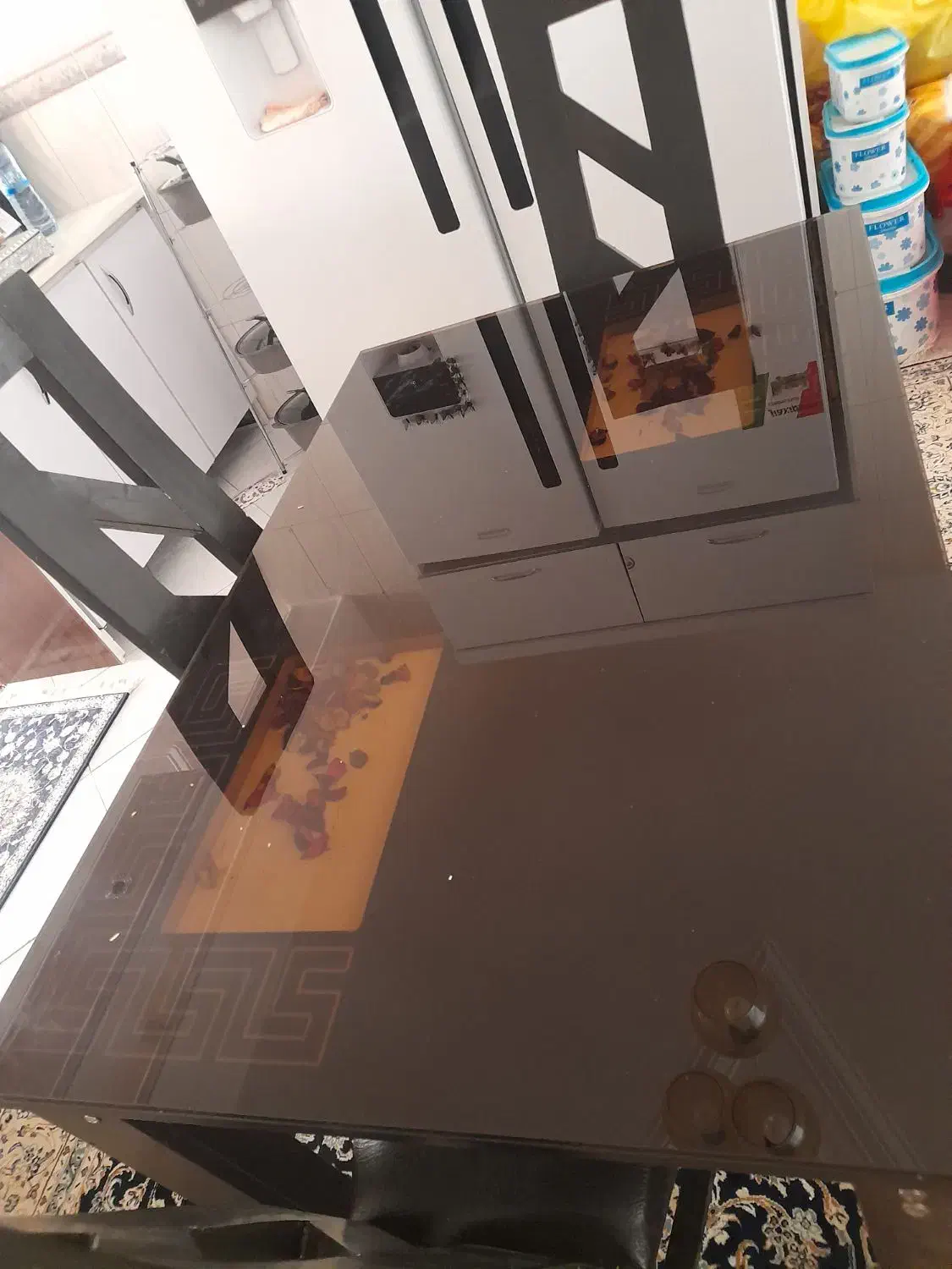 میز ناهرخوری|میز و صندلی غذاخوری|بیرجند, |دیوار