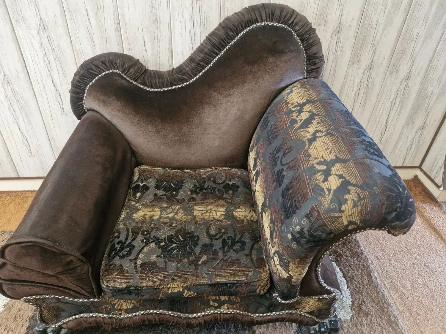 مبل ۳ نفره و تک نفره همراه با میز|مبلمان خانگی و میز عسلی|شوش, |دیوار