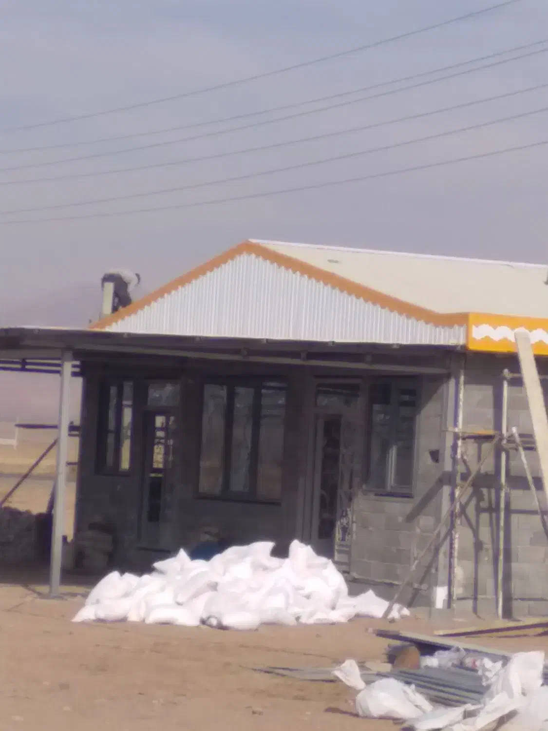 جوشکاری سیار شیروانی کوبی سقفهای ویلایی|خدمات پیشه و مهارت|اهر, |دیوار