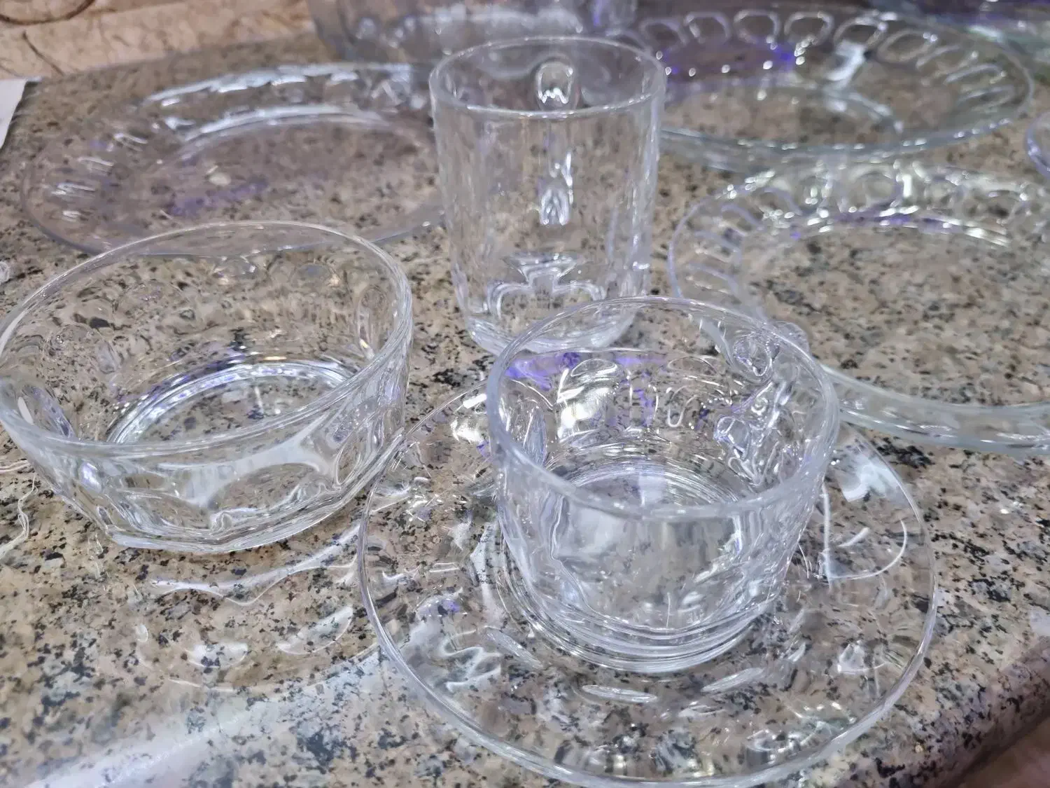 بلور فرانسه اصل|ظروف سرو و پذیرایی|فولادشهر, فولادشهر|دیوار