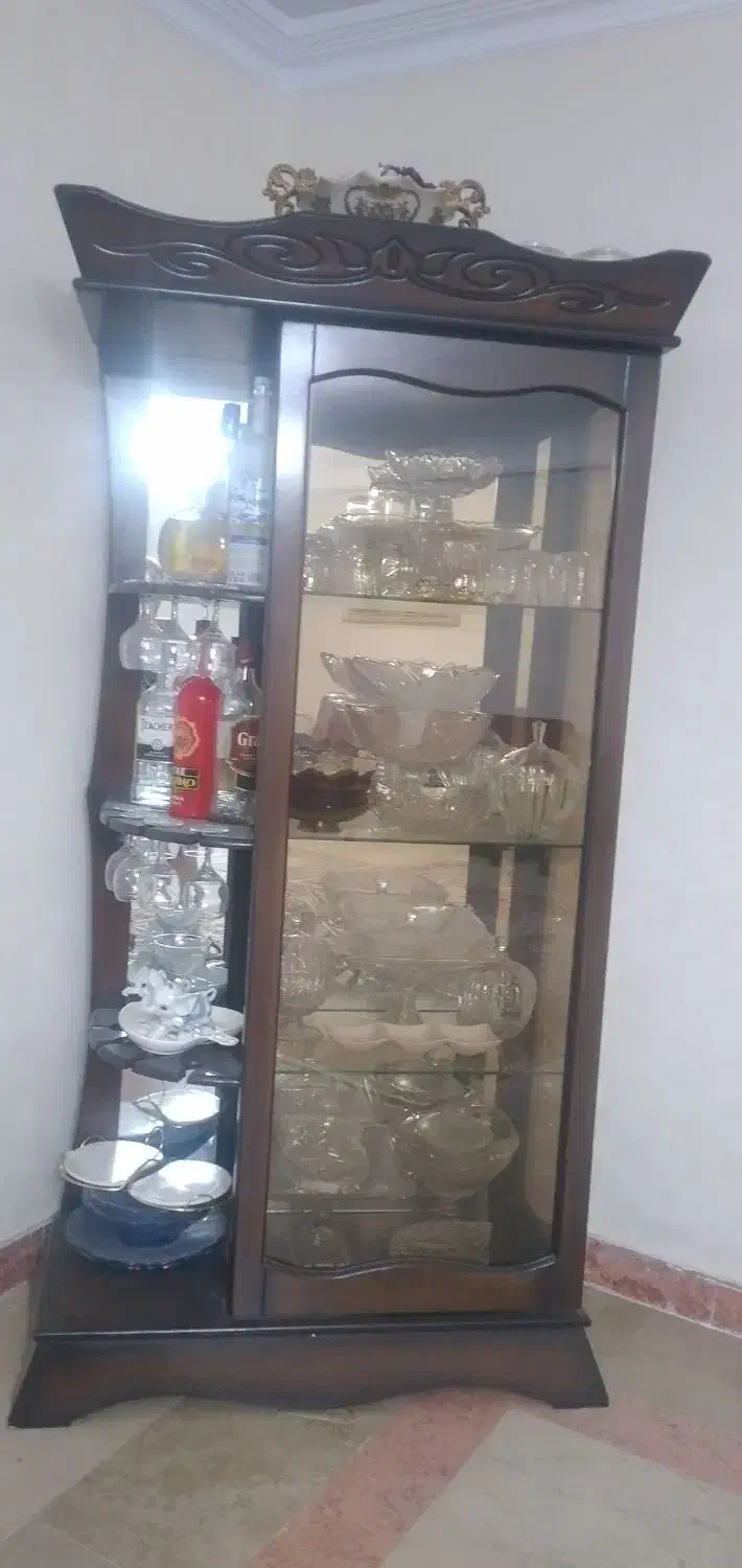 بوفه در حد نو|بوفه، ویترین، کنسول|تهران, سازمان آب|دیوار