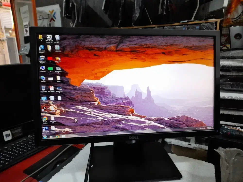 مانیتور 19 اینچ دلDell E1916HF LED کامپیوتر دوربین|قطعات و لوازم جانبی رایانه|کرمانشاه, |دیوار