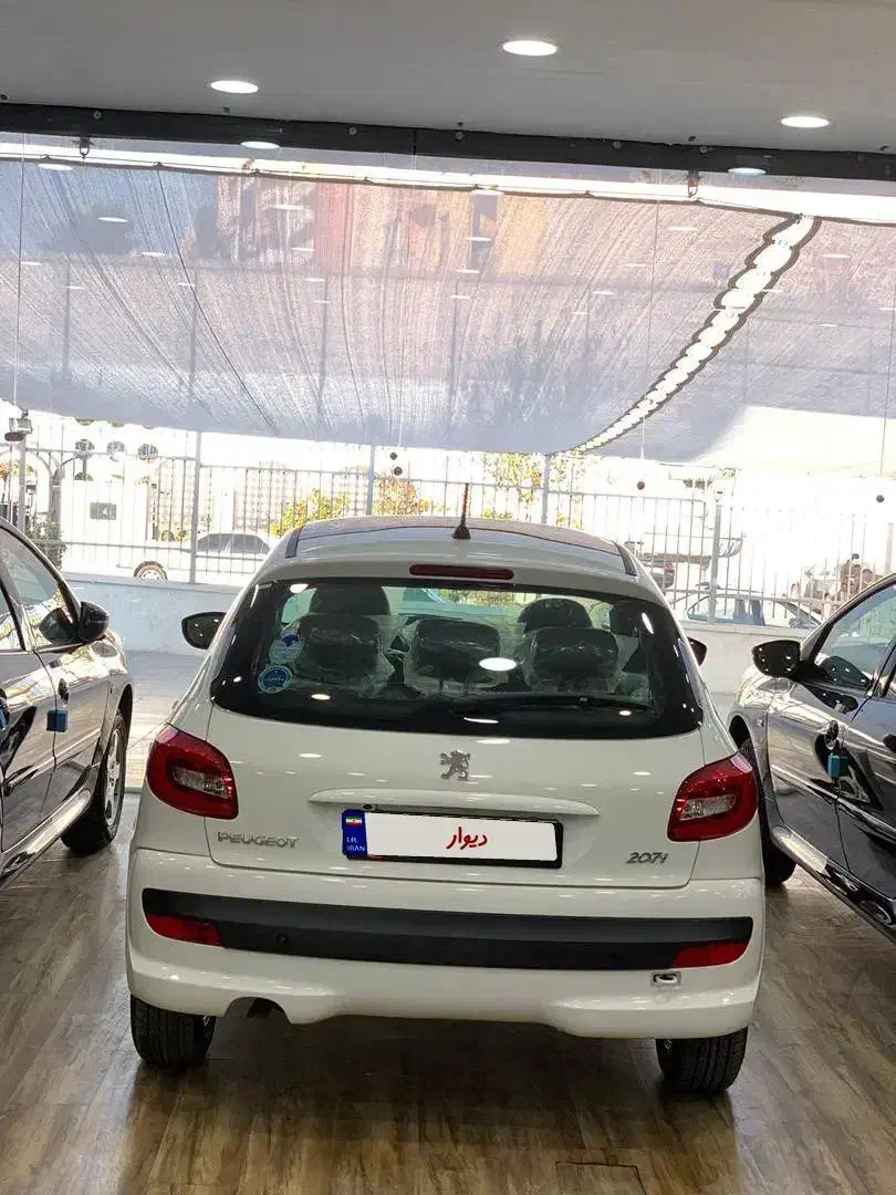 ۲۰۷صفر/تحویل روز/ایرانی صفر موجود|خودرو سواری و وانت|اصفهان, فرودگاه|دیوار