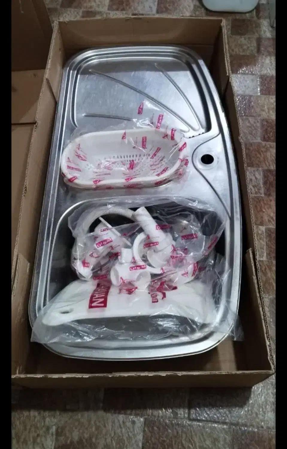 سینک در حد نو|آب‌چکان و نظم‌دهنده ظروف|تهران, شهرک فردوس (حسینی)|دیوار