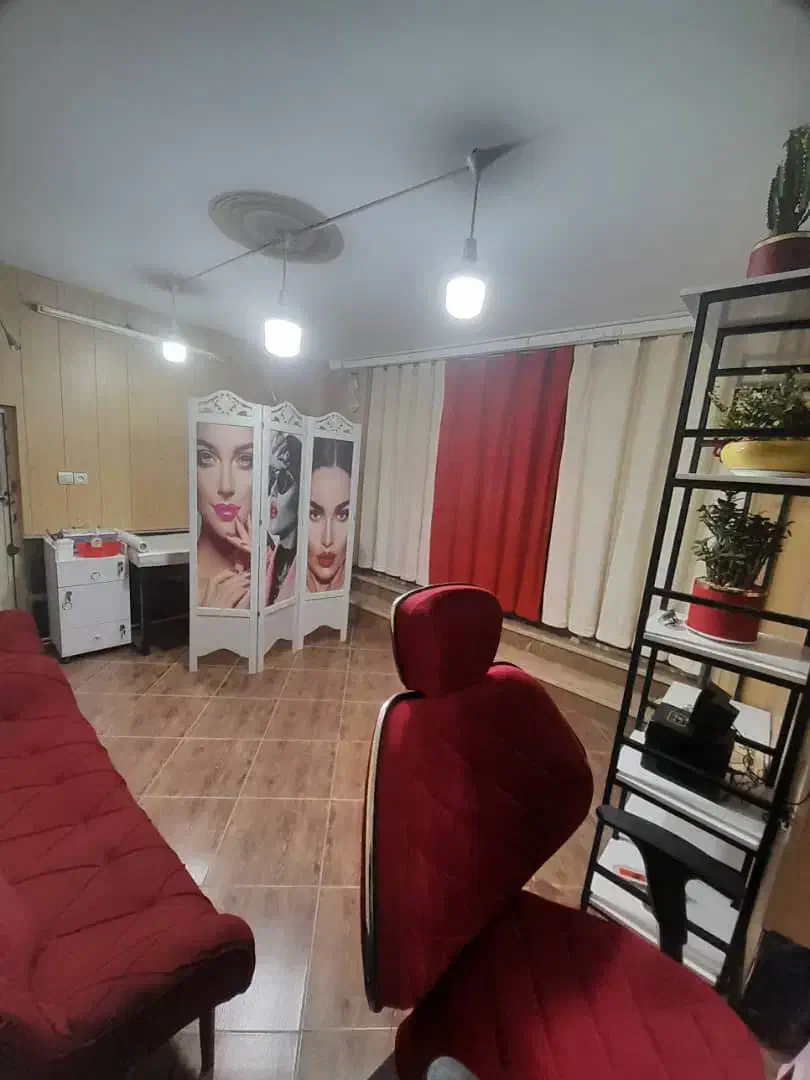 مغازه ۲۵ متر بلوار آزادگان|اجارهٔ مغازه و غرفه|کرمان, |دیوار