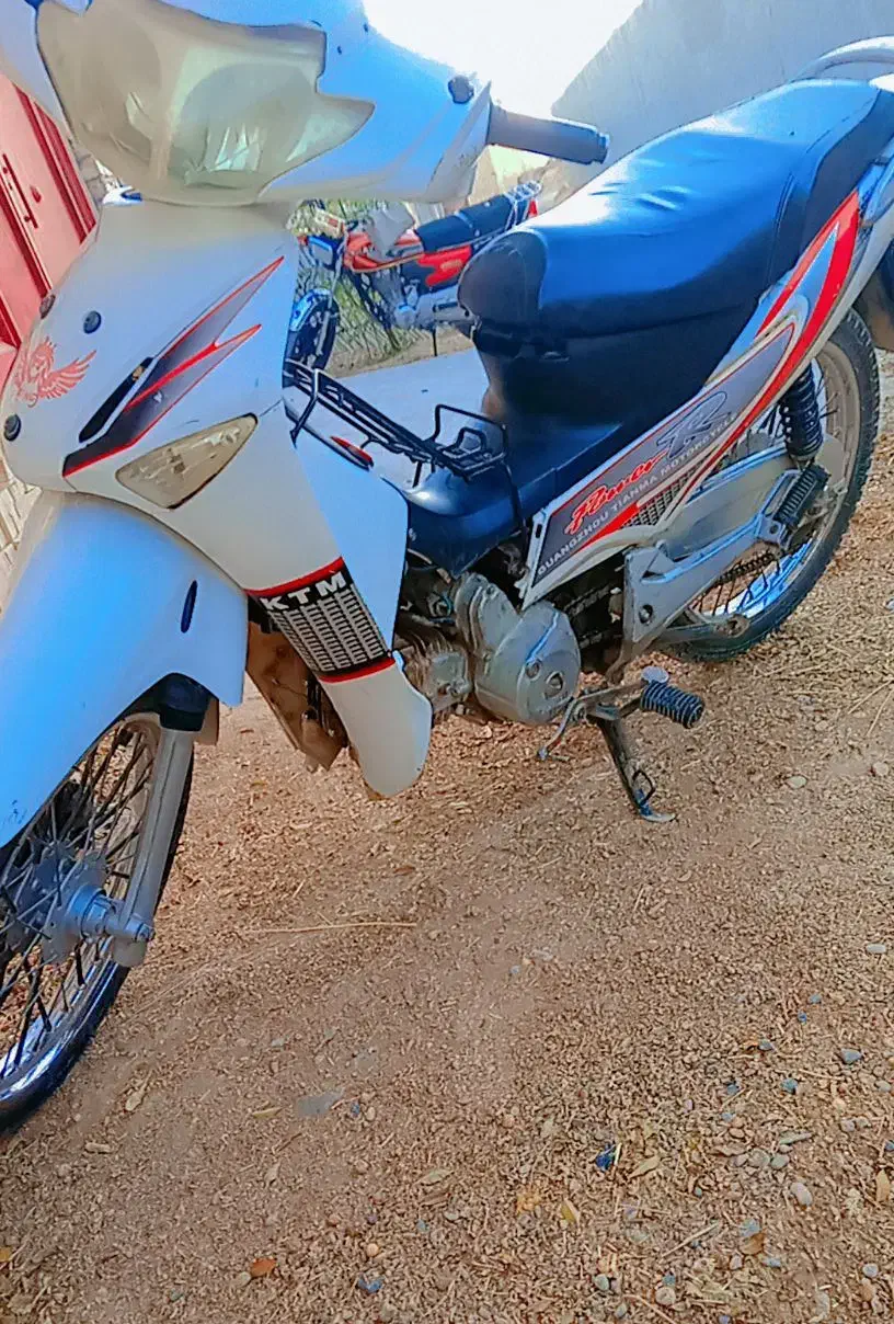 موتور بی کلاچ 125جترو|موتورسیکلت|اصفهان, براآن شمالی|دیوار