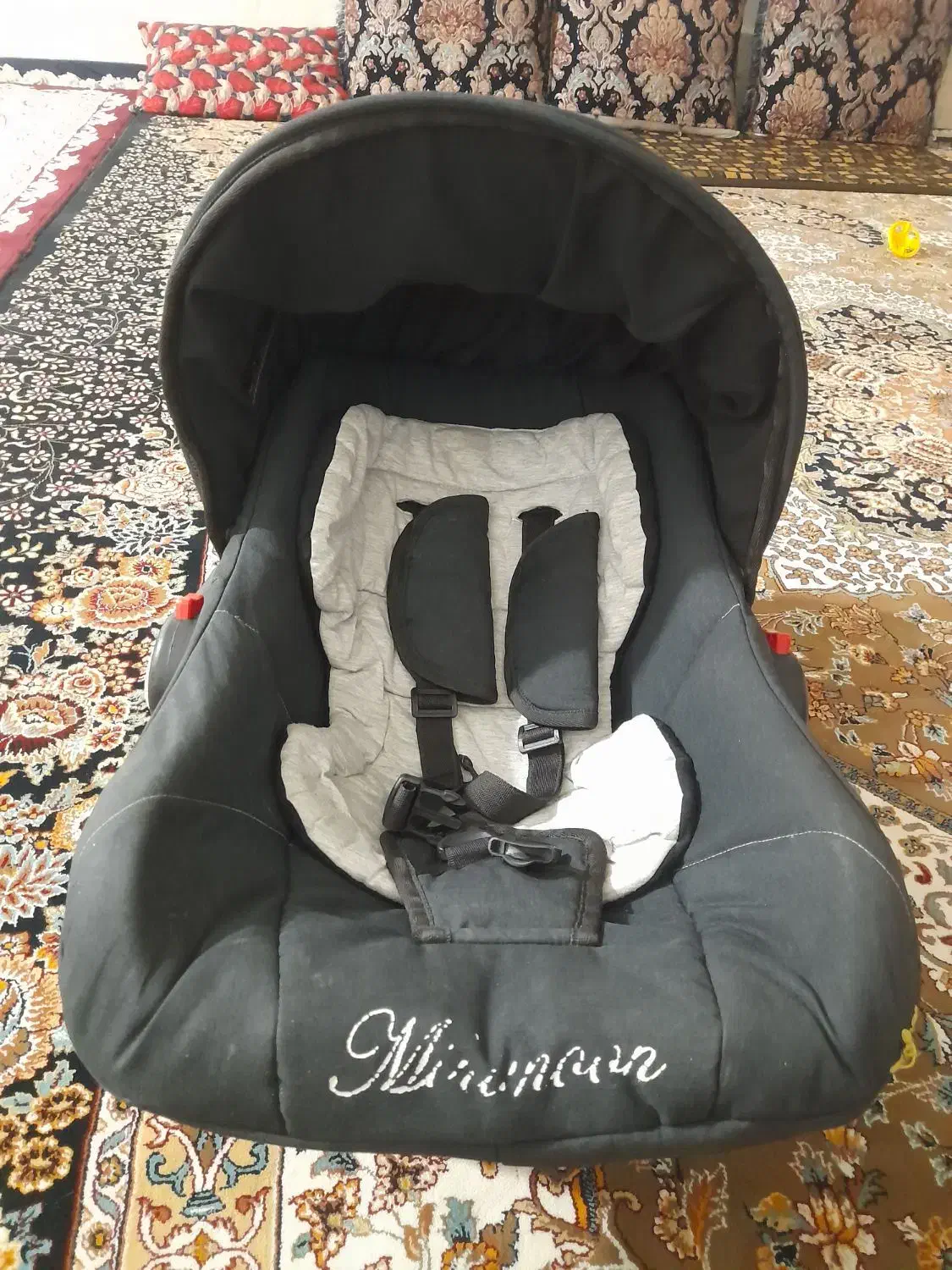 کریر ۵۵۰تومن|کالسکه و لوازم جانبی|منوجان, |دیوار