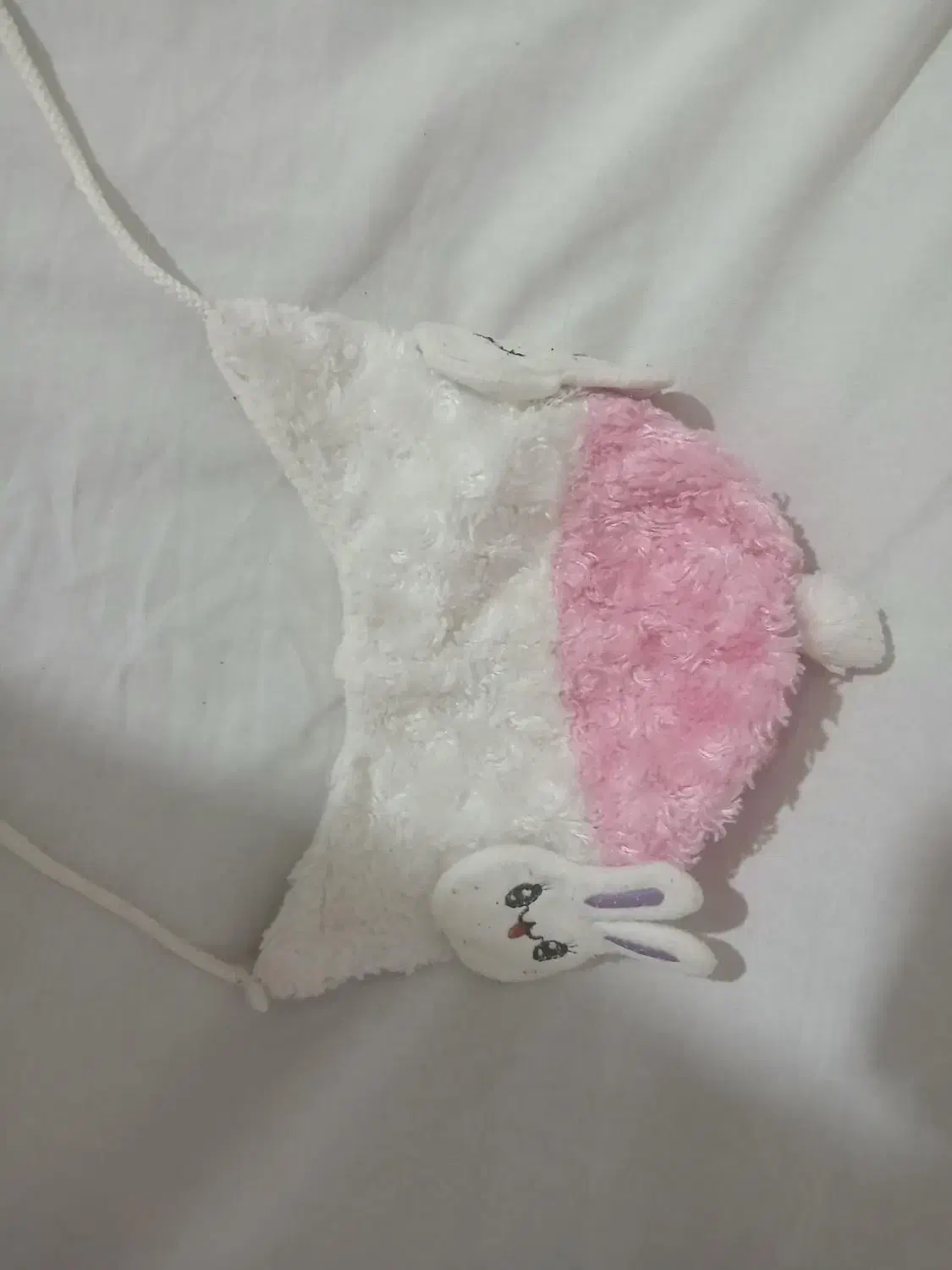 کلاه شالگردن و غیره|کفش و لباس بچه|تربت جام, مطهری|دیوار