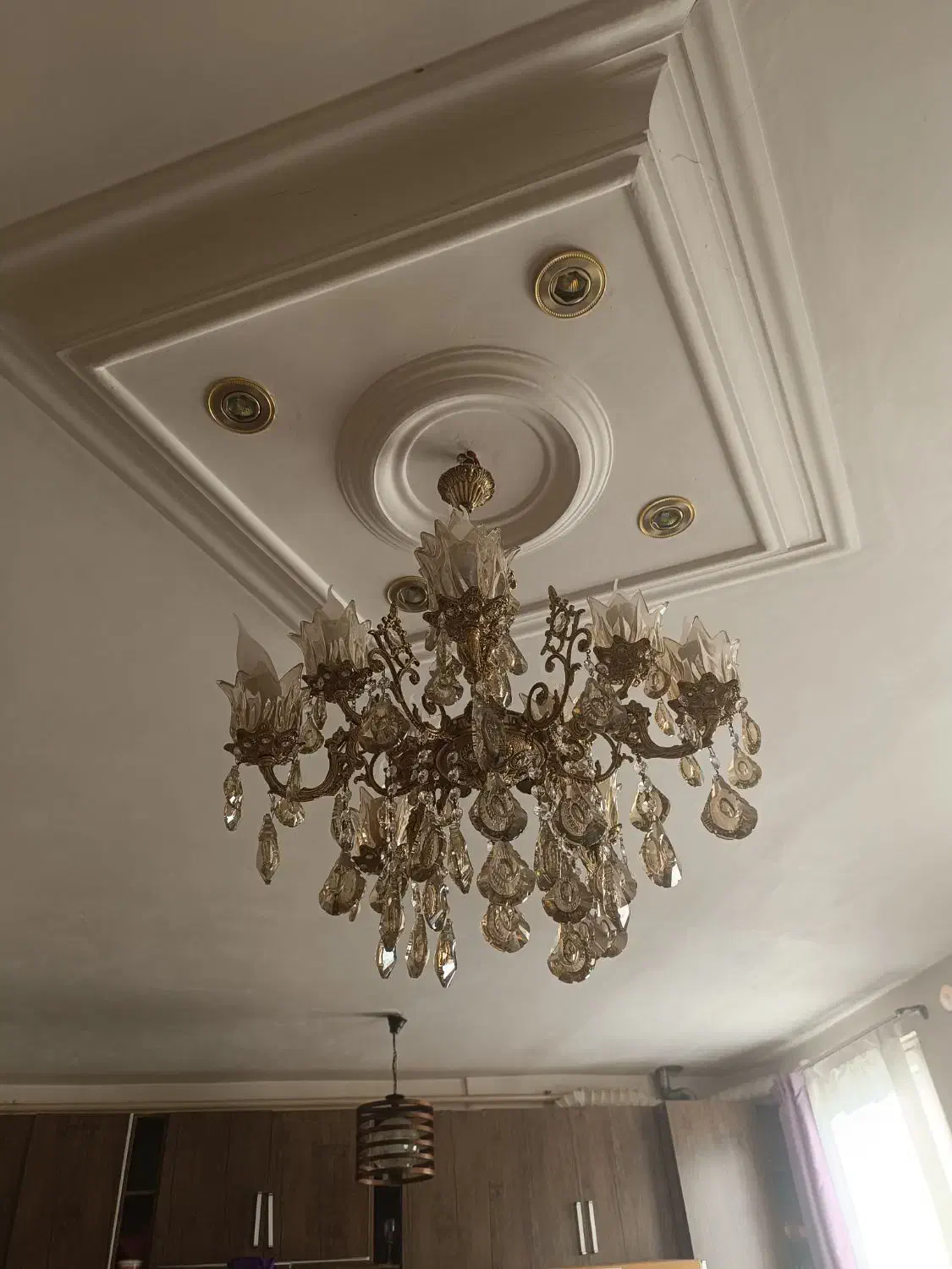 لوستر برنز 5شاخه 3عدد موجود دارم|لوستر و چراغ آویز|قزوین, |دیوار