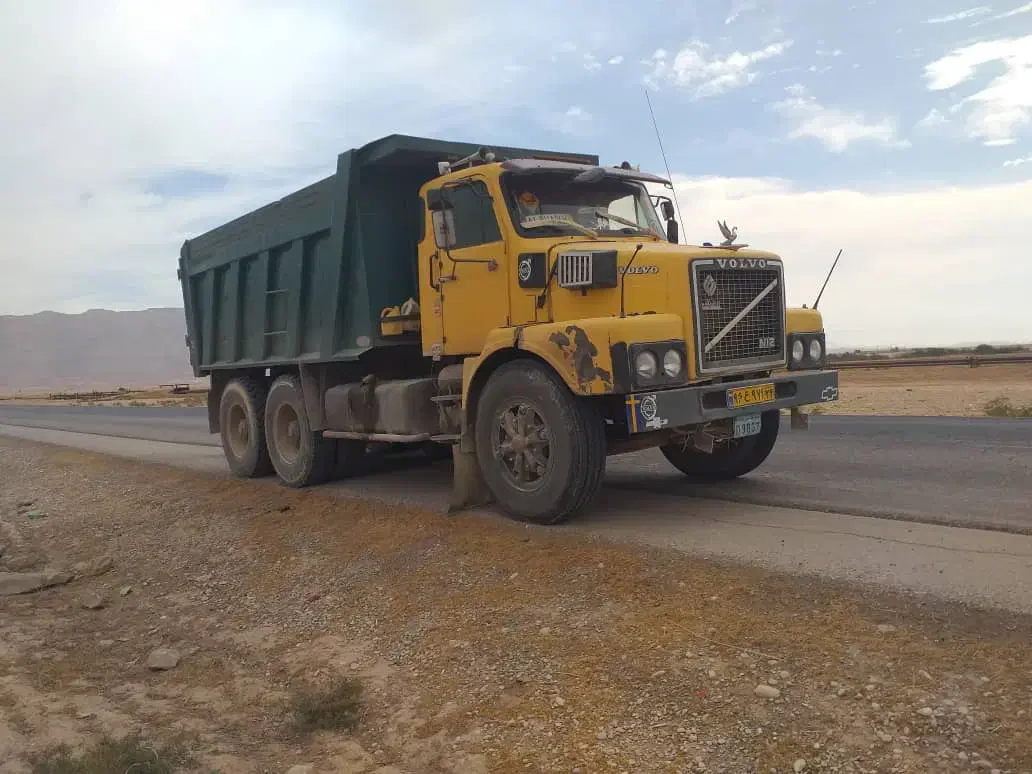 ولوو کشنده|خودرو سنگین|باوی, |دیوار