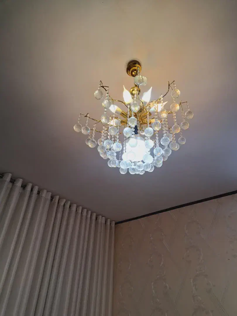 دو عدد لوستر در حد نو|لوستر و چراغ آویز|شیراز, شهرک کوشکک|دیوار