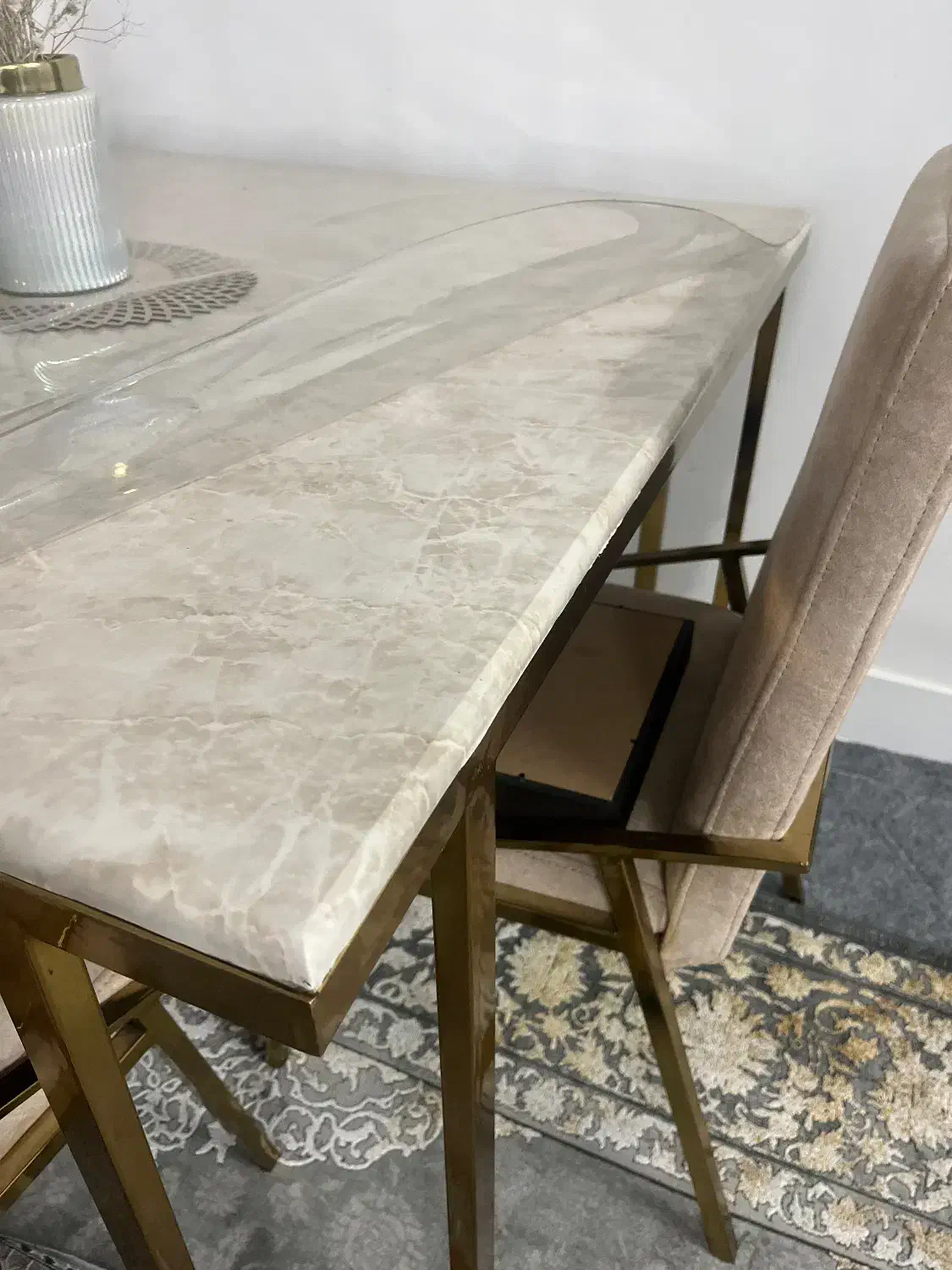 میز نهار خوری|میز و صندلی غذاخوری|یزد, |دیوار