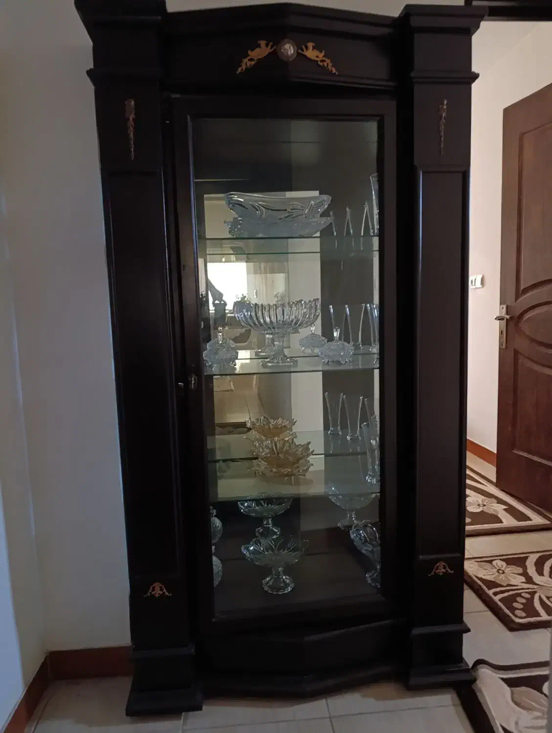 بوفه|بوفه، ویترین، کنسول|لاهیجان, انقلاب|دیوار