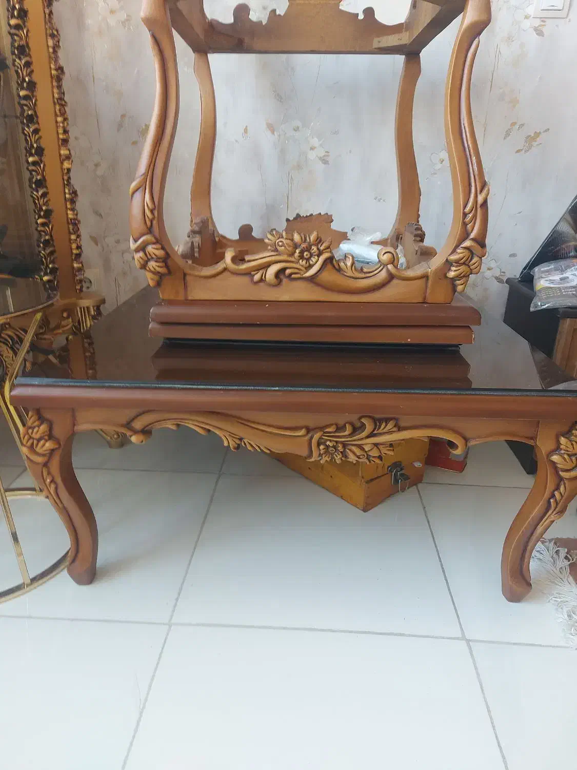 جلو مبلی در حد نو|مبلمان خانگی و میز عسلی|میاندوآب, |دیوار