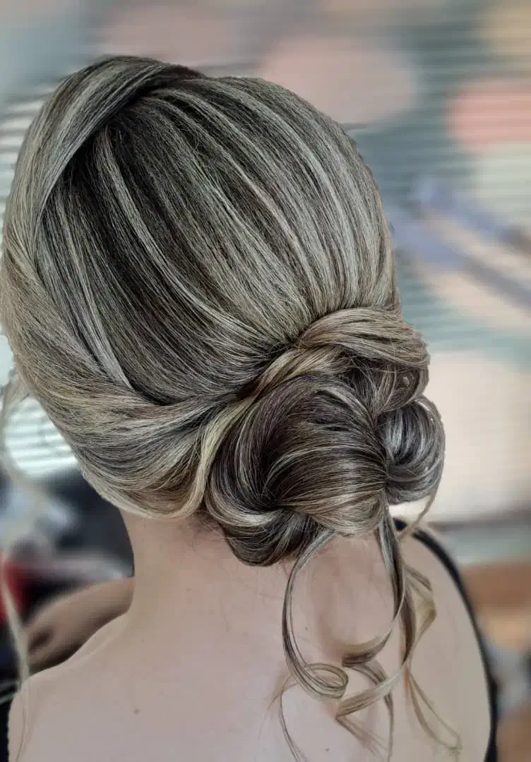 سالن زیبایی مسیبحا|خدمات آرایشگری و زیبایی|اندیشه, اندیشه فاز ۱|دیوار