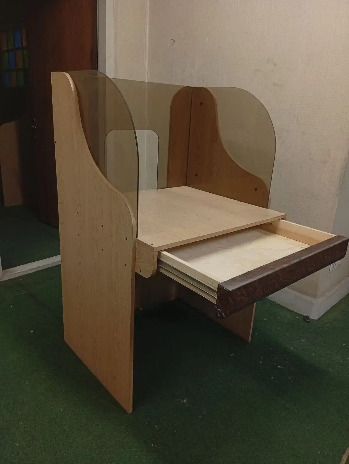 کانتر منشی|دفتر کار|تهران, آذربایجان|دیوار