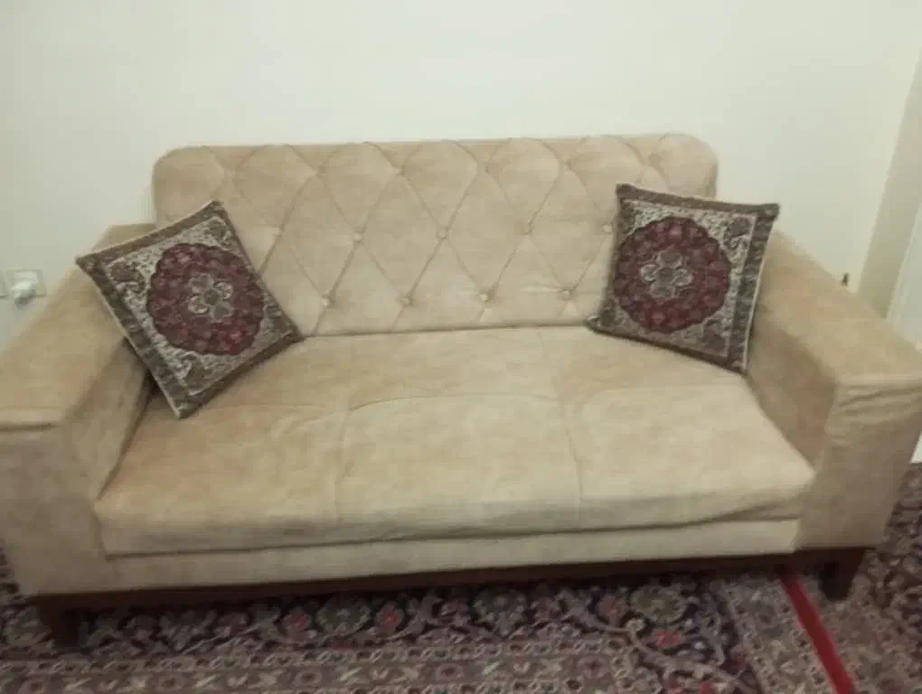 مبل ۵ نفره|مبلمان خانگی و میز عسلی|تهران, حشمتیه|دیوار