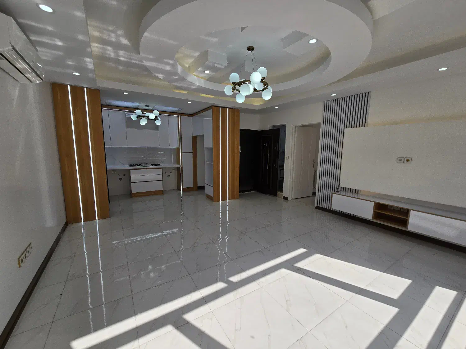 65 متر  - بسیار دلباز و نورگیر - فول امکانات|فروش آپارتمان|تهران, تهرانسر غربی|دیوار