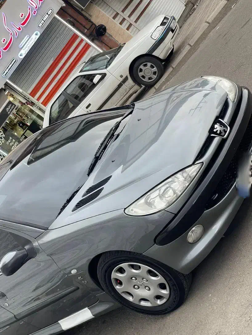 ۲۰۶|خودرو سواری و وانت|رشت, معلم|دیوار