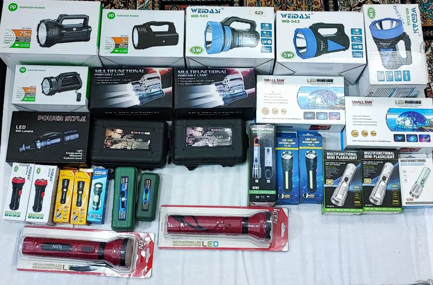 فروش 54 عدد چراغ قوه به قیمت فاکتور پارسال|لامپ و چراغ|مشهد, توس (بلوار توس)|دیوار