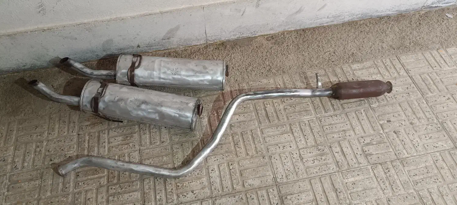 منبع اگزوز پژو و سنتر|قطعات یدکی و لوازم جانبی|اصفهان, قهاب جنوبی|دیوار