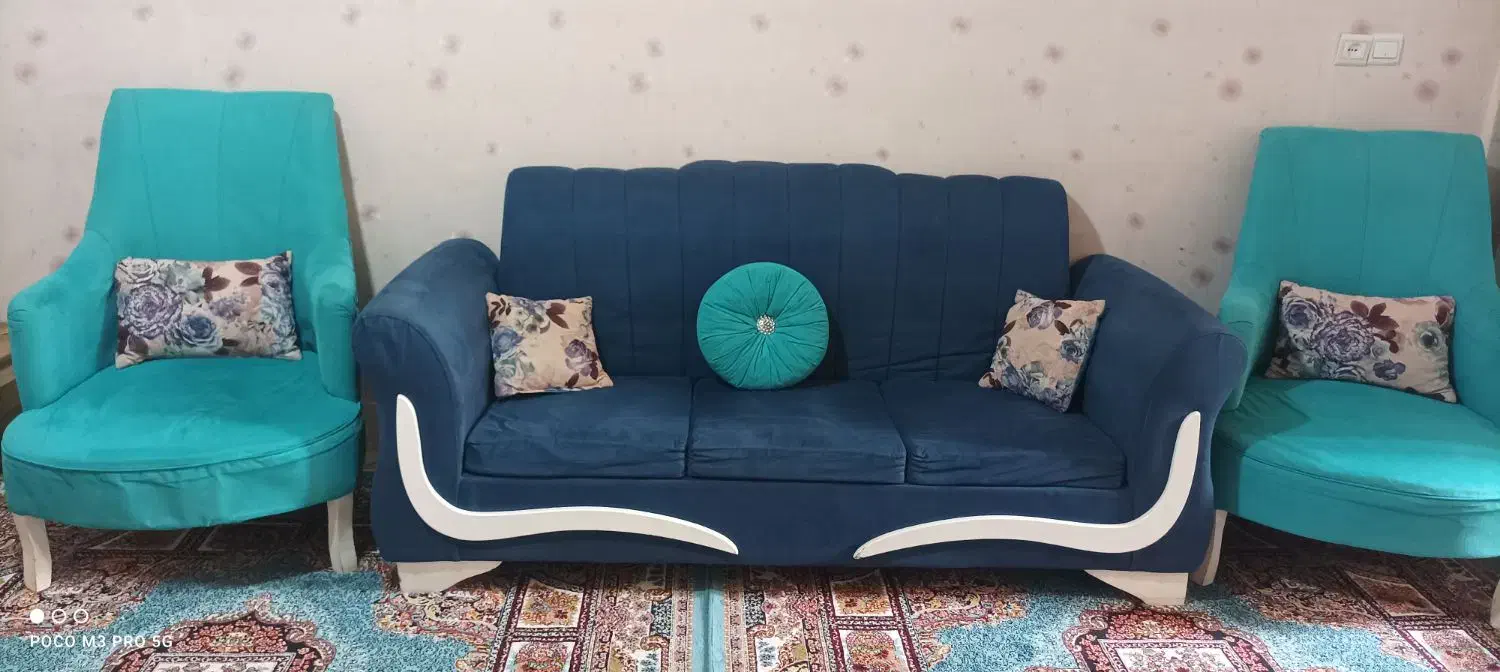 مبل ۵ نفره|مبلمان خانگی و میز عسلی|هشتگرد, شهرک ارم غربی|دیوار