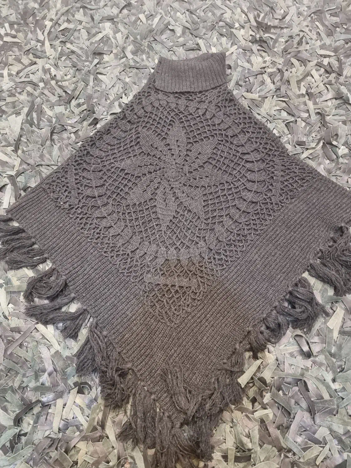 شنل|لباس|گنبد کاووس, |دیوار