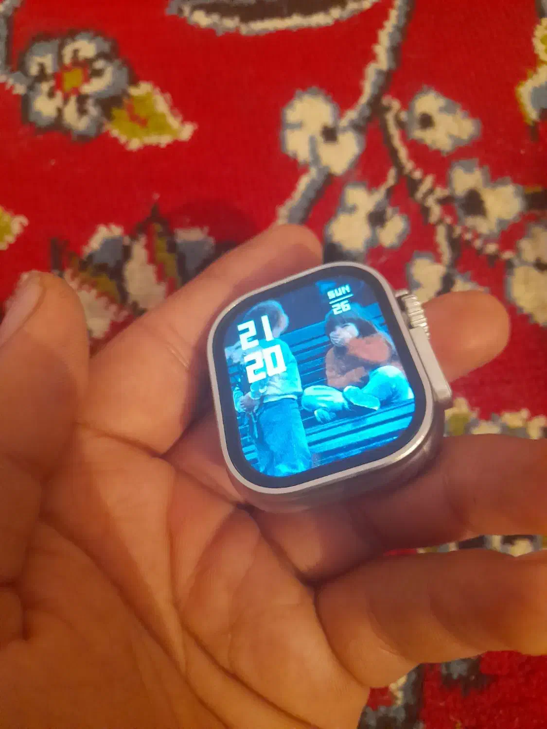 ساعت هوشمند|ساعت|هشتگرد, هشتگرد قدیم|دیوار