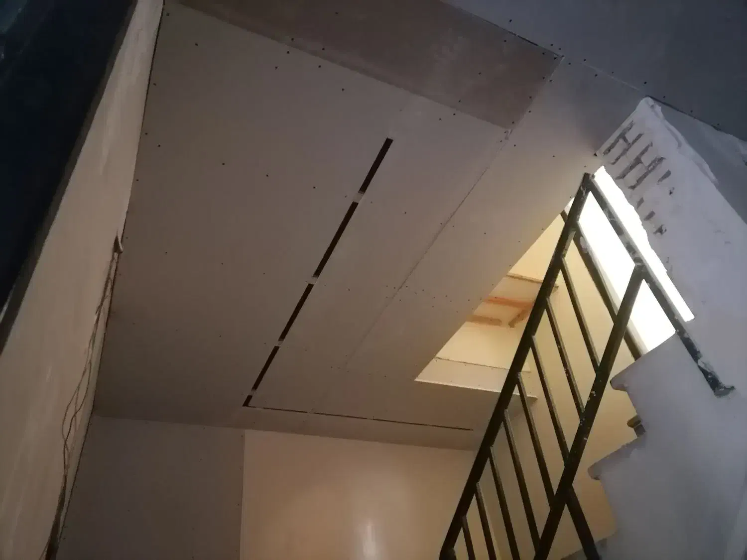 اجرای سقف کاذب کناف و PVC تضمینی|خدمات پیشه و مهارت|دوگنبدان, |دیوار