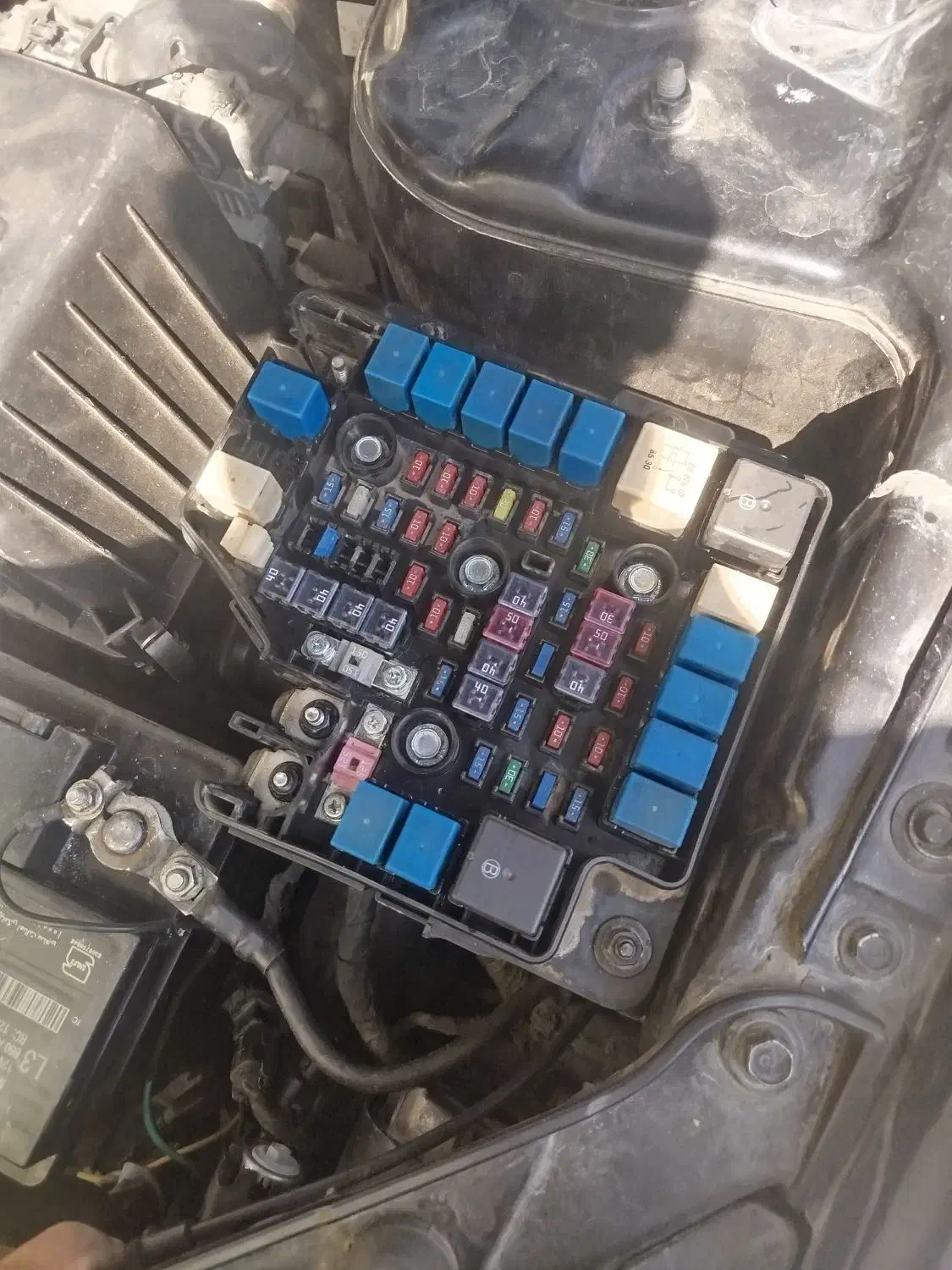 باطری سازی باطری فروشی سیار(دیاگ) روشن شدن خودرو|خدمات موتور و ماشین|کرمان, |دیوار