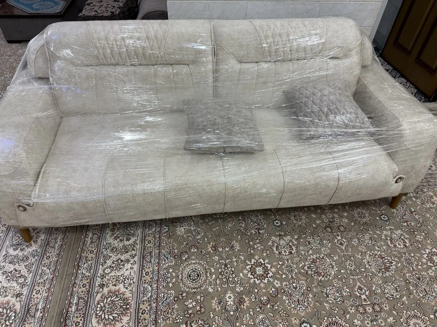 مبل 8 نفره نو|مبلمان خانگی و میز عسلی|میبد, |دیوار