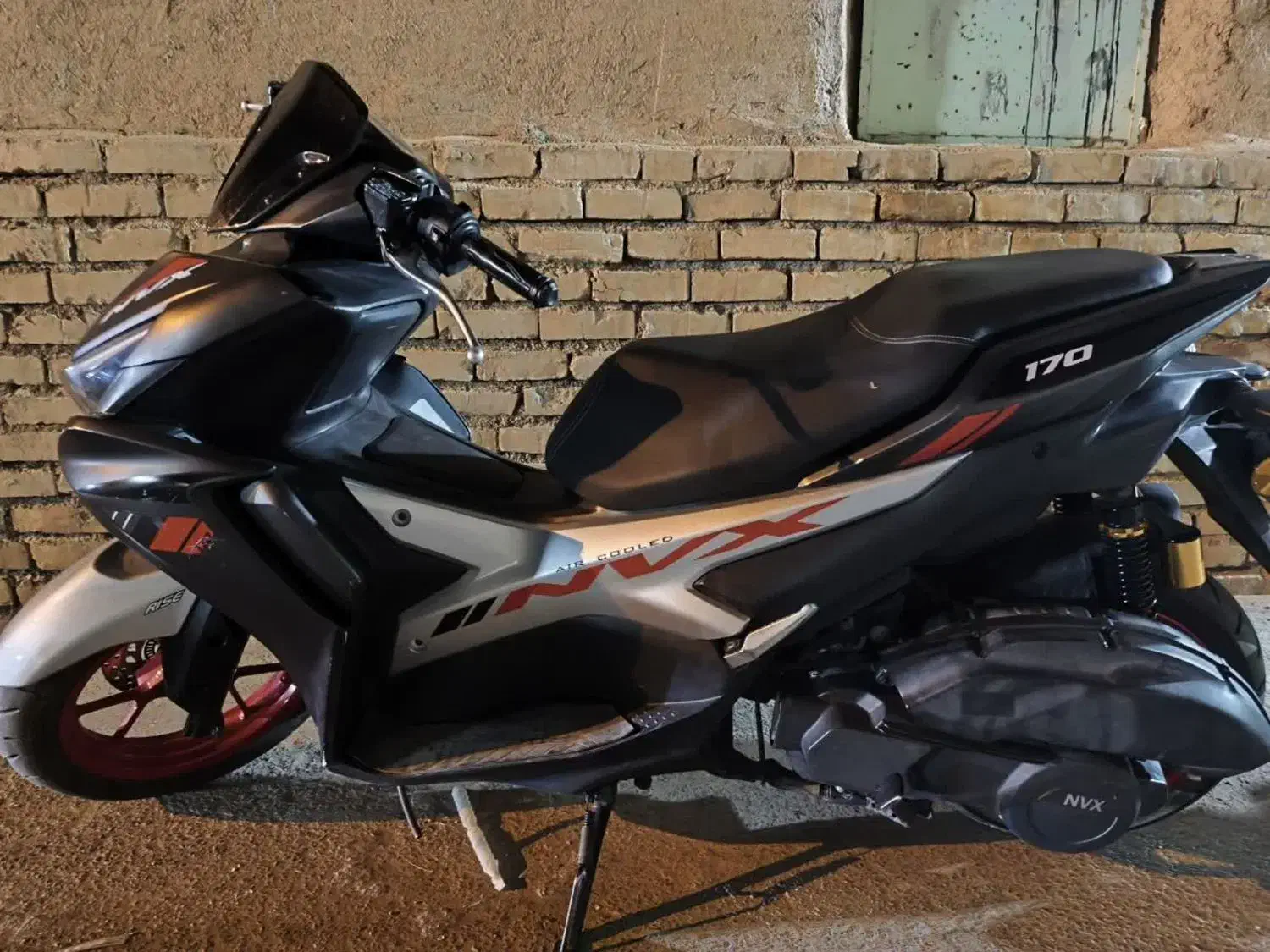 nvx170 خیلی تمیز|موتورسیکلت|میبد, |دیوار
