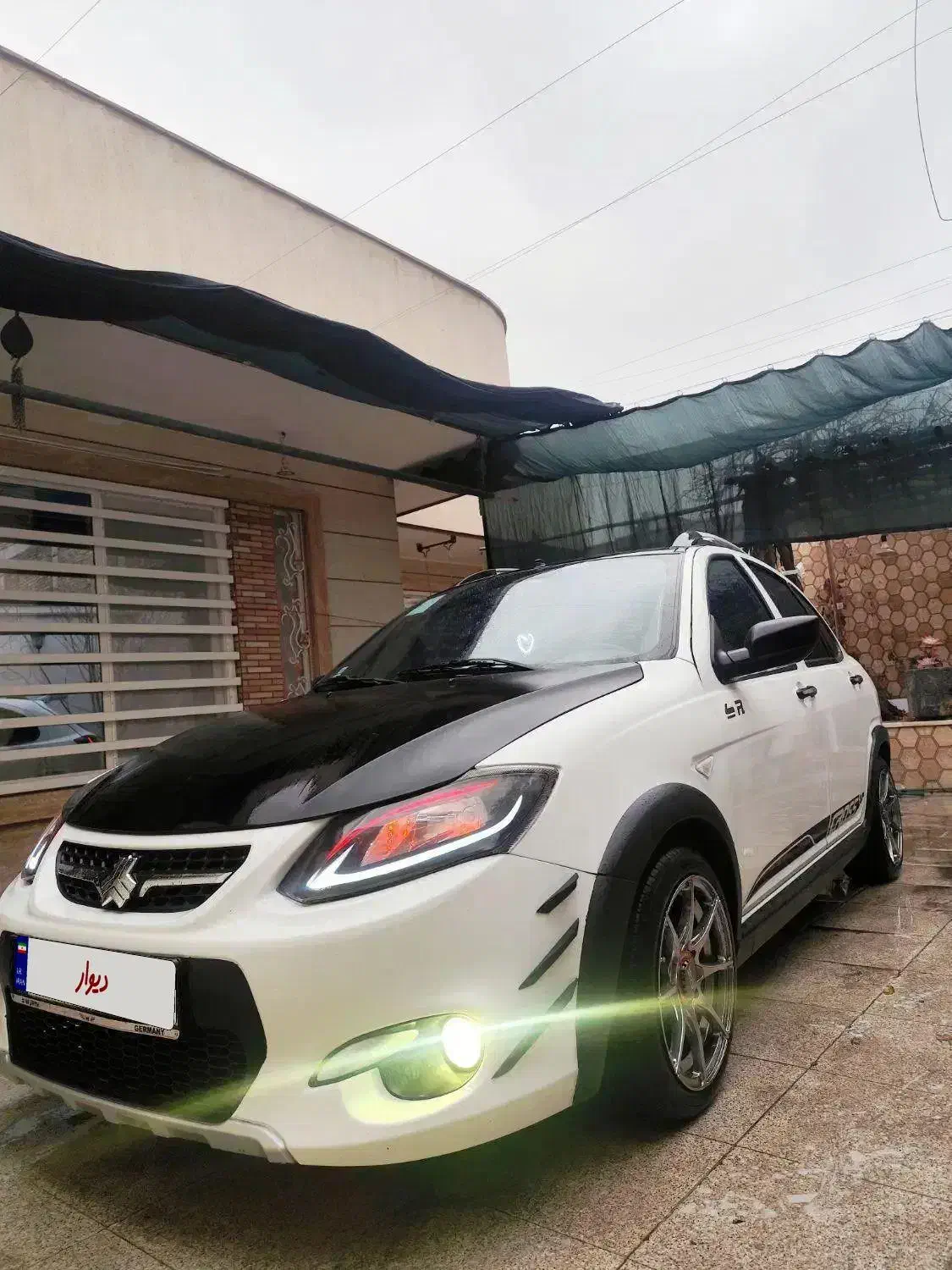 کوئیک Rسفید مشکی|خودرو سواری و وانت|کرمان, |دیوار