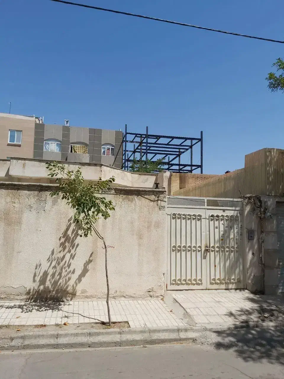 300متر ویلایی چهارراه مخابرات|فروش خانه و ویلا|مشهد, ولیعصر (شهرک غرب)|دیوار